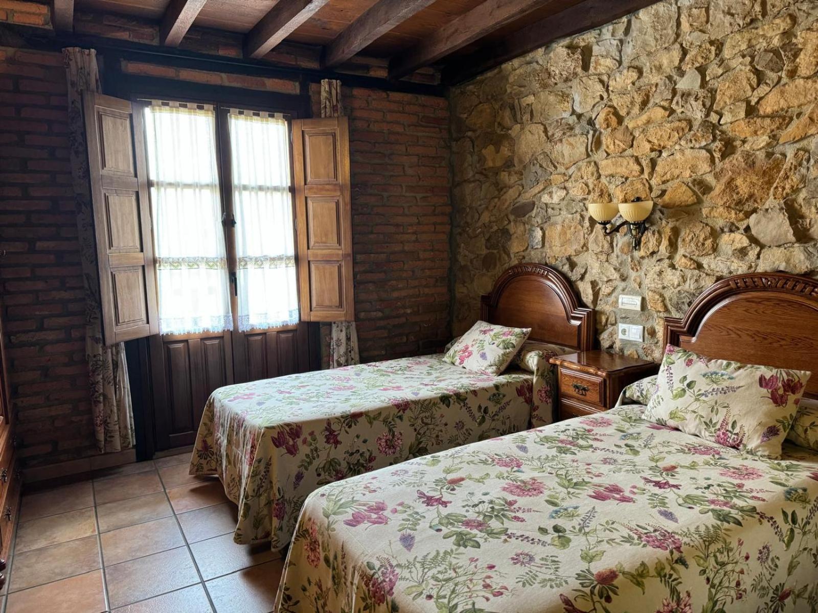 La Venta De Quijas Bed & Breakfast Exterior photo